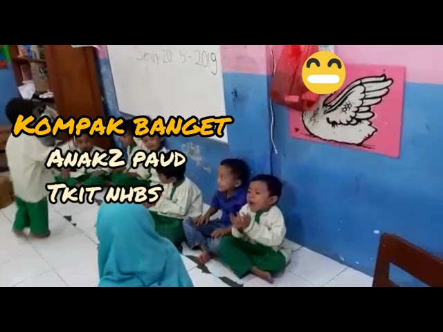 Kompak Bernyanyi dan Belajar di Ruang Kelas TK IT Nurhasan